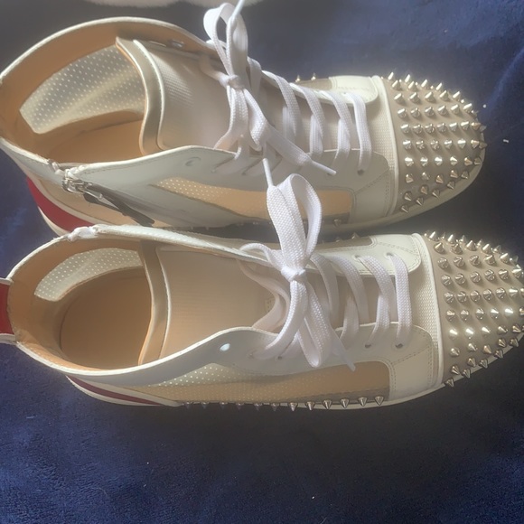 red bottem - Picture 3 of 4